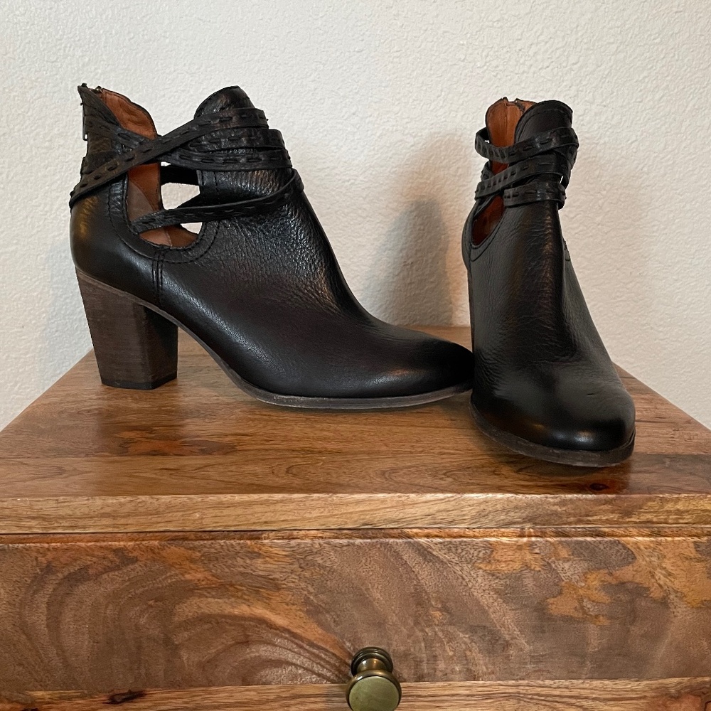 COPY - Size 9 Frye Boots
